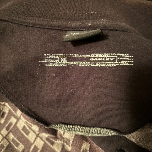 Oakley Polo Shirt - Picture 4 of 4
